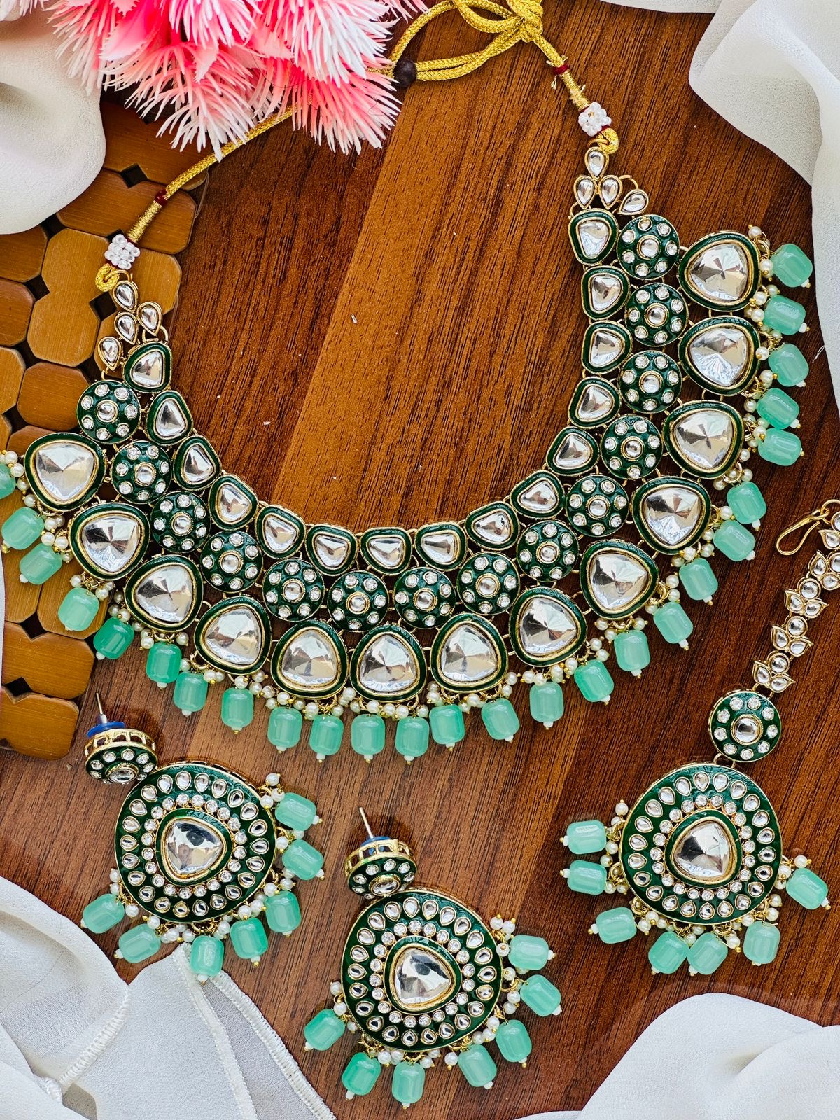 Handmade dabbiii Kundan set