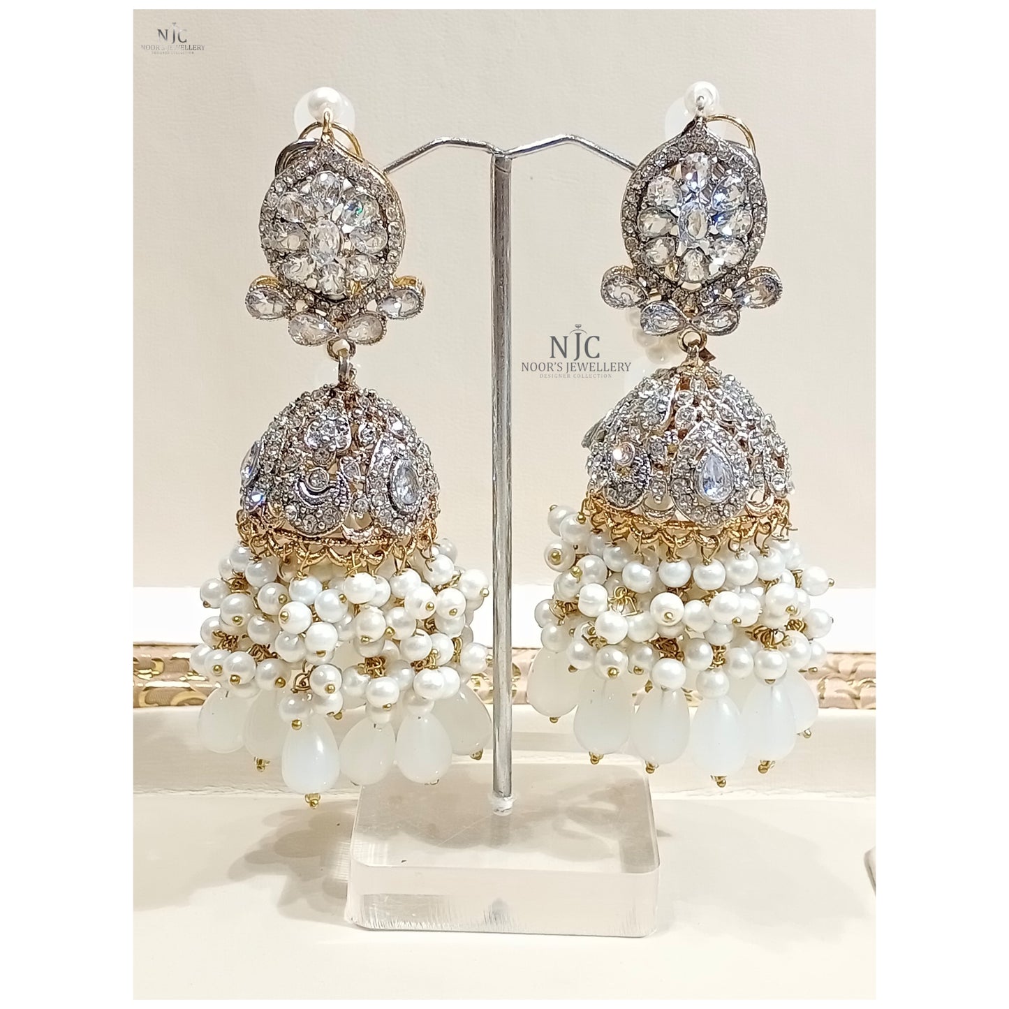 Jhumkasss earrings