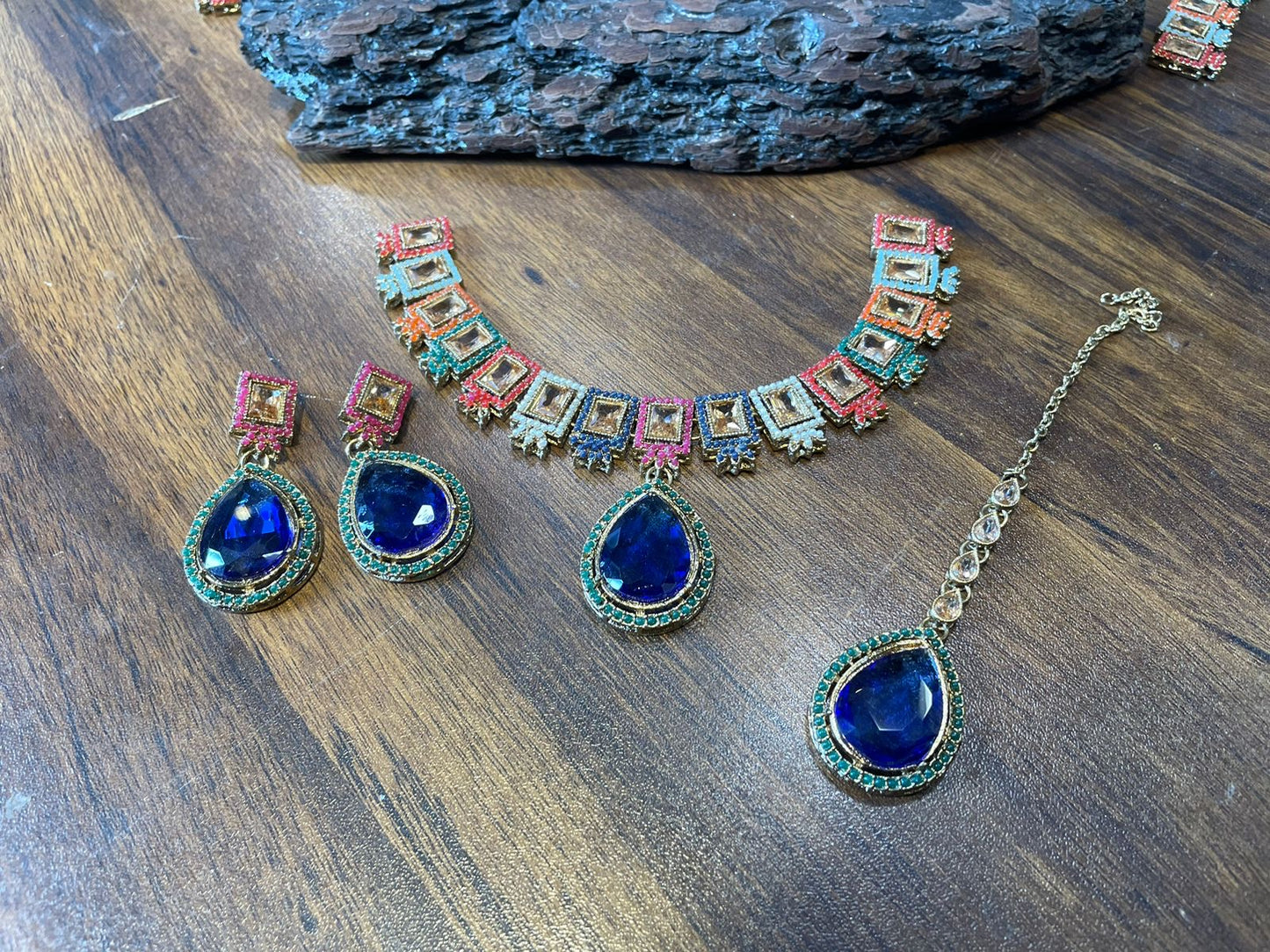 Zircon necklace set
All colour available