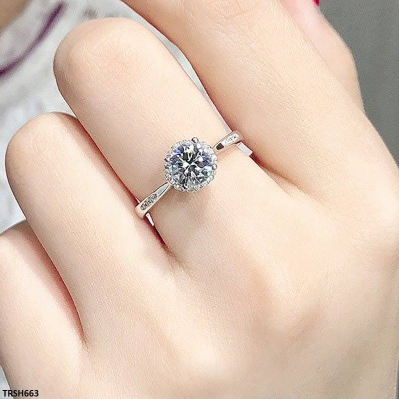 Diamond style ring