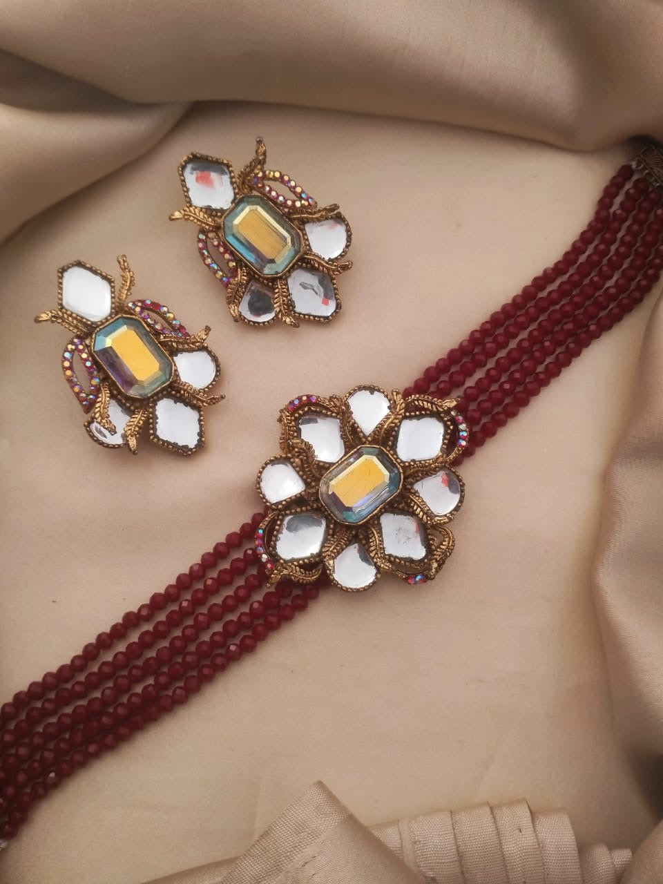 Kundan work choker set