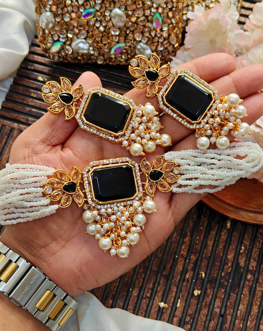 Beautiful Zarqoon stone Egyption style  Trendi Choker