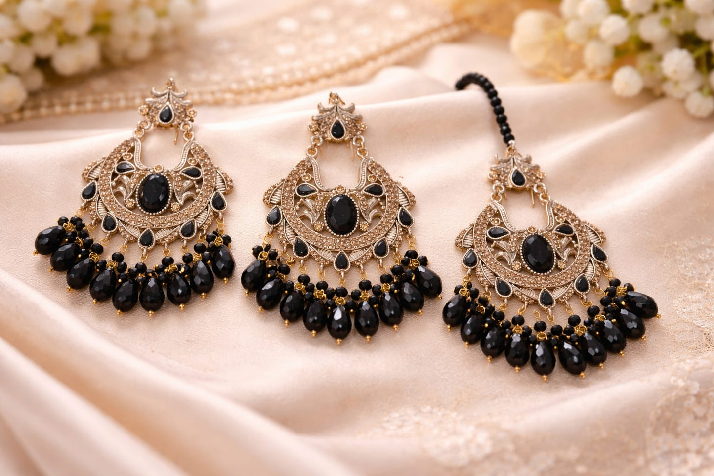 Vintage Antique Look/Style Earrings bindiya Set