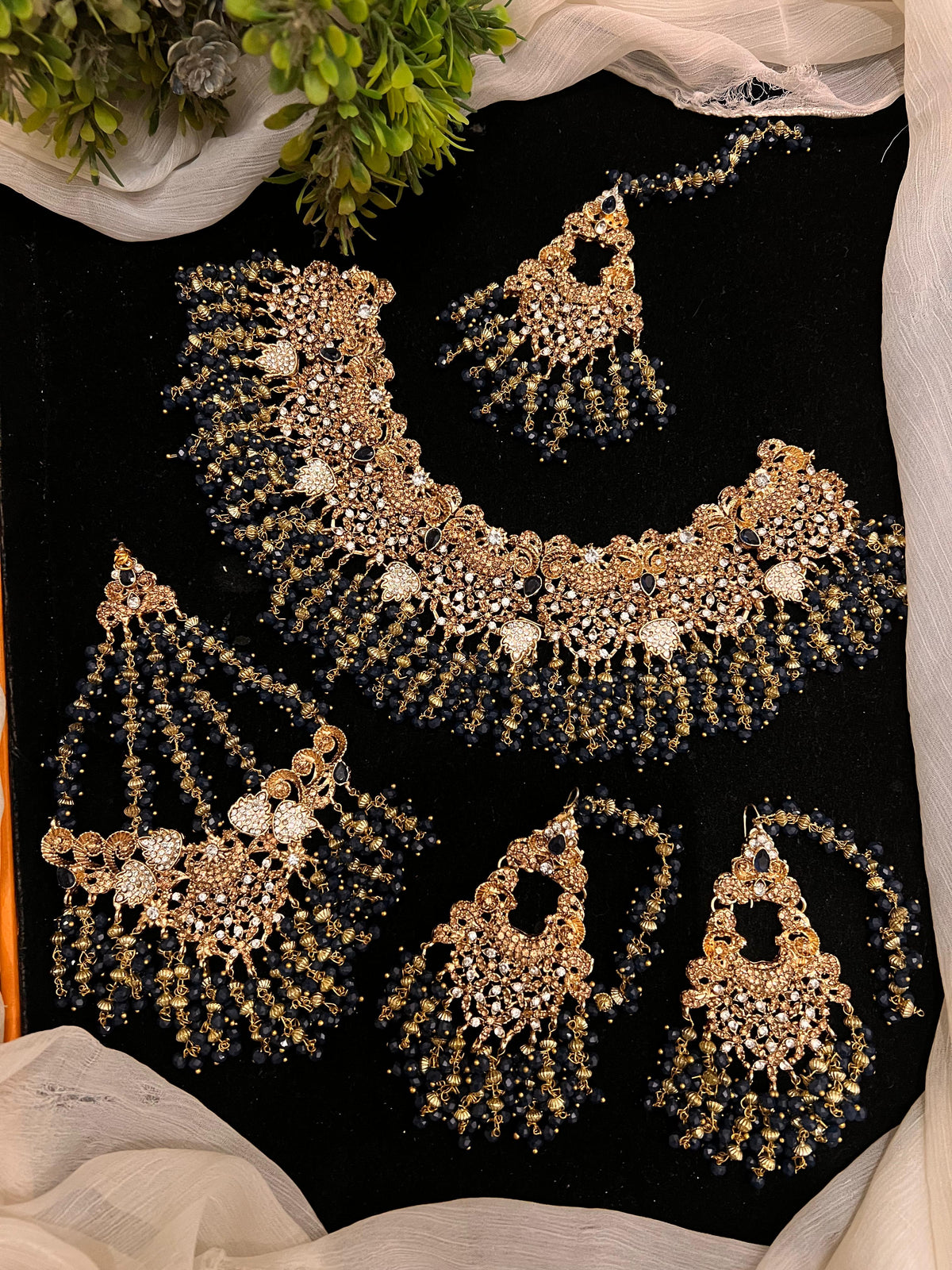 Bridal jewellery set