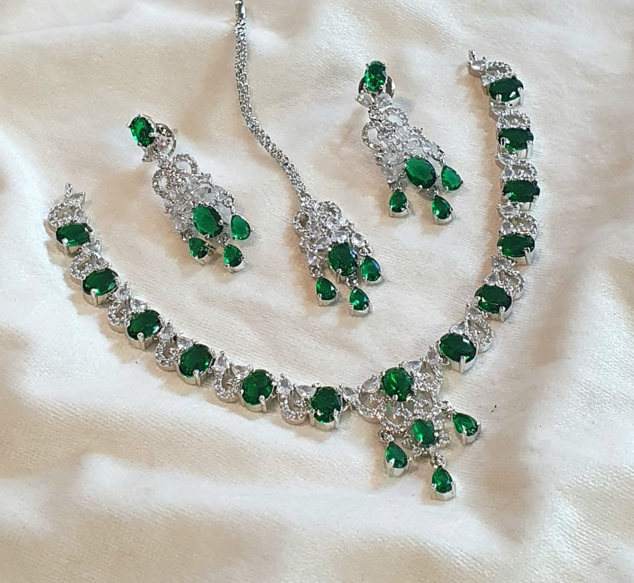 Zircon necklace set