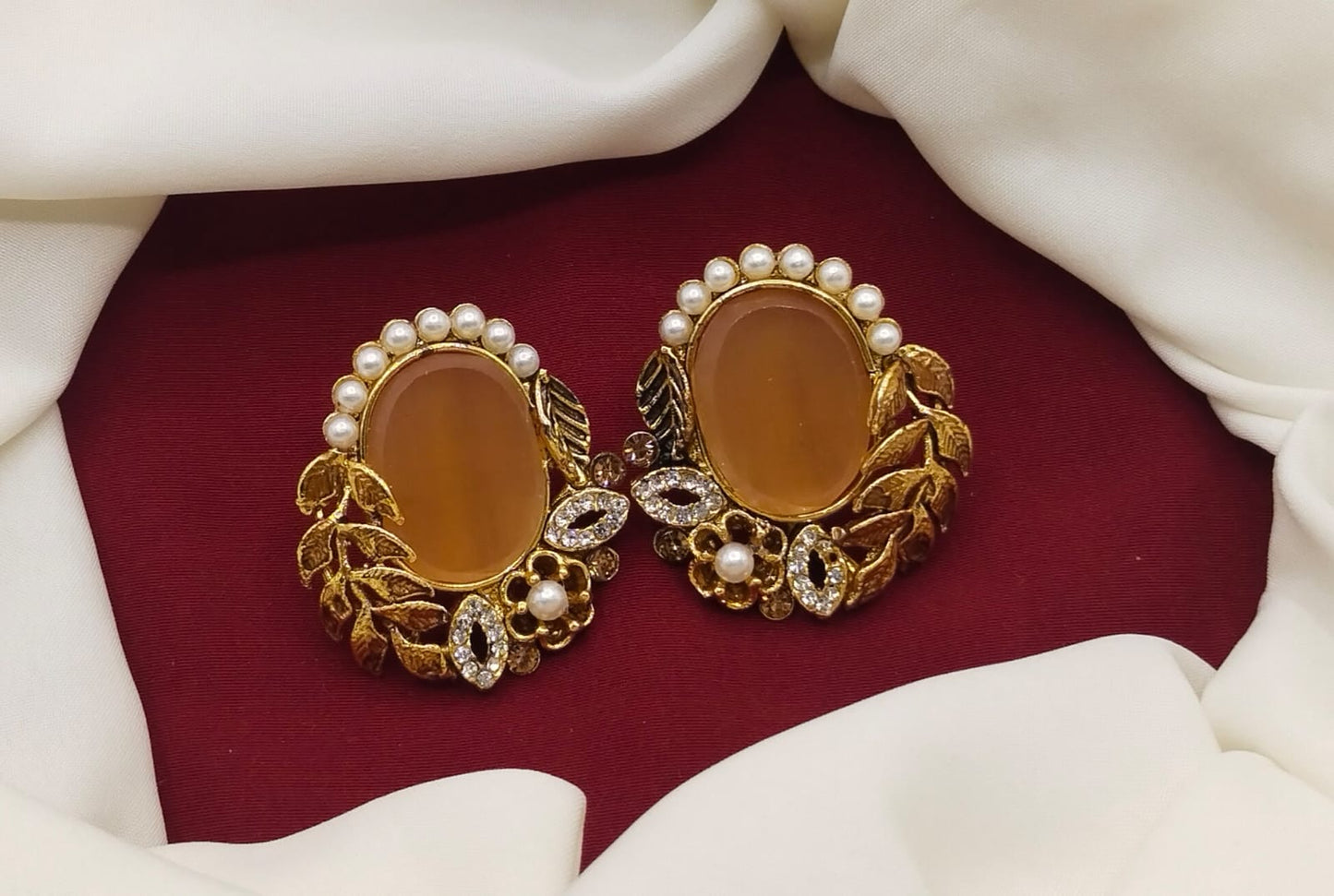 *Beautiful Fashionable Pair of Earrings*