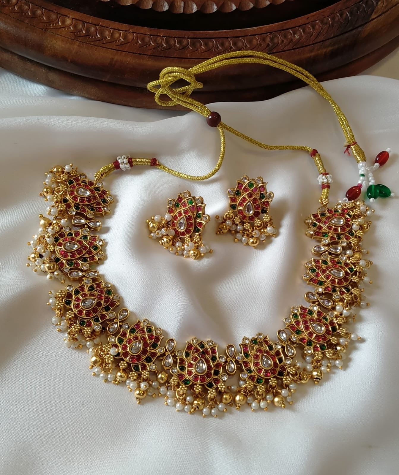 Indian necklace set