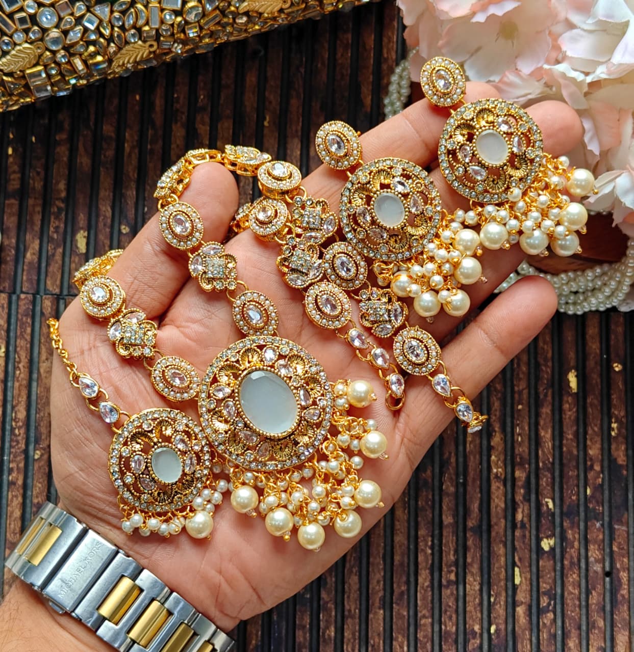 Beautiful Zarqoon stone Egyption style Mala Set Eating With Tika