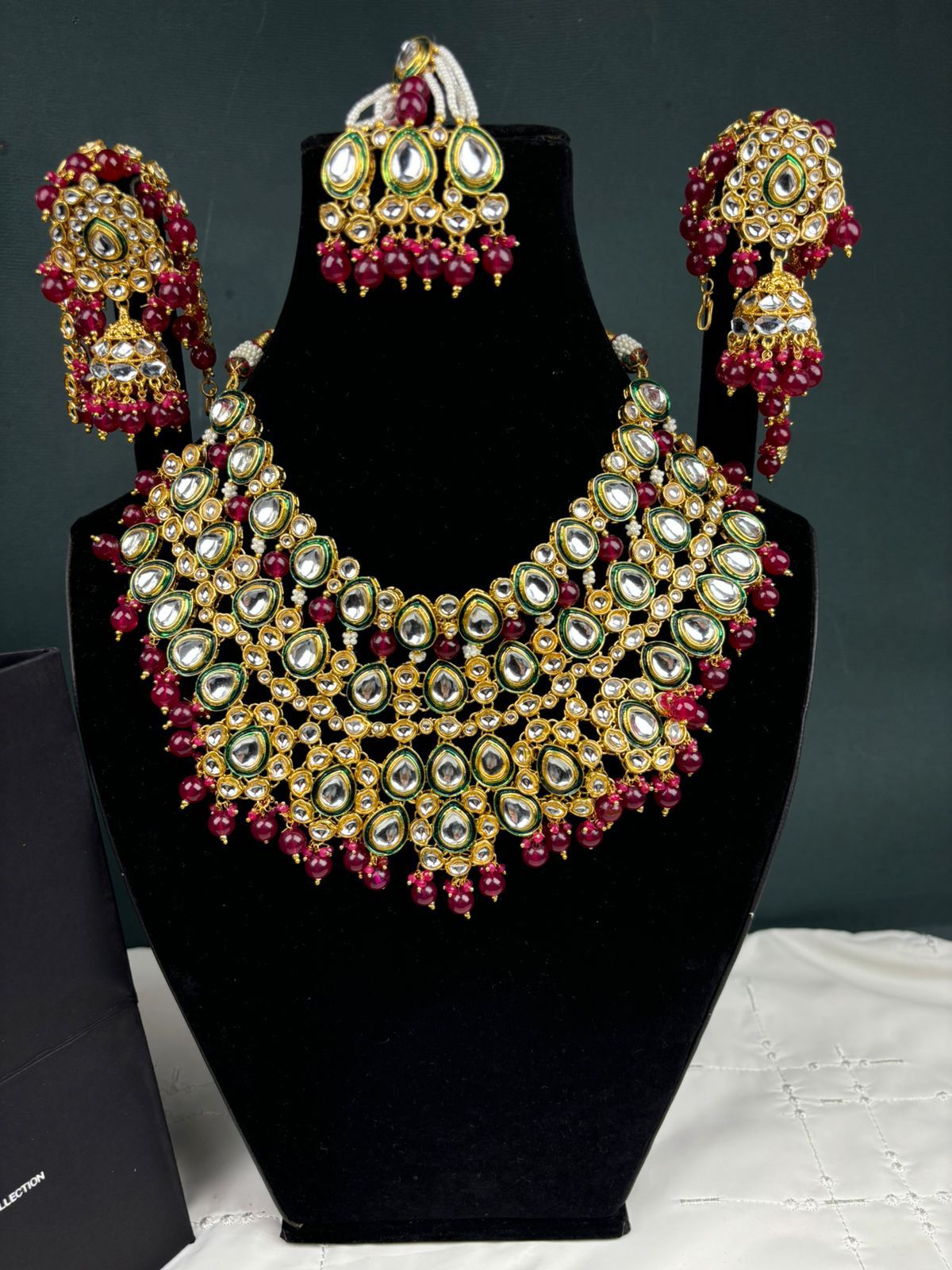 *Kundan Necklace Set*