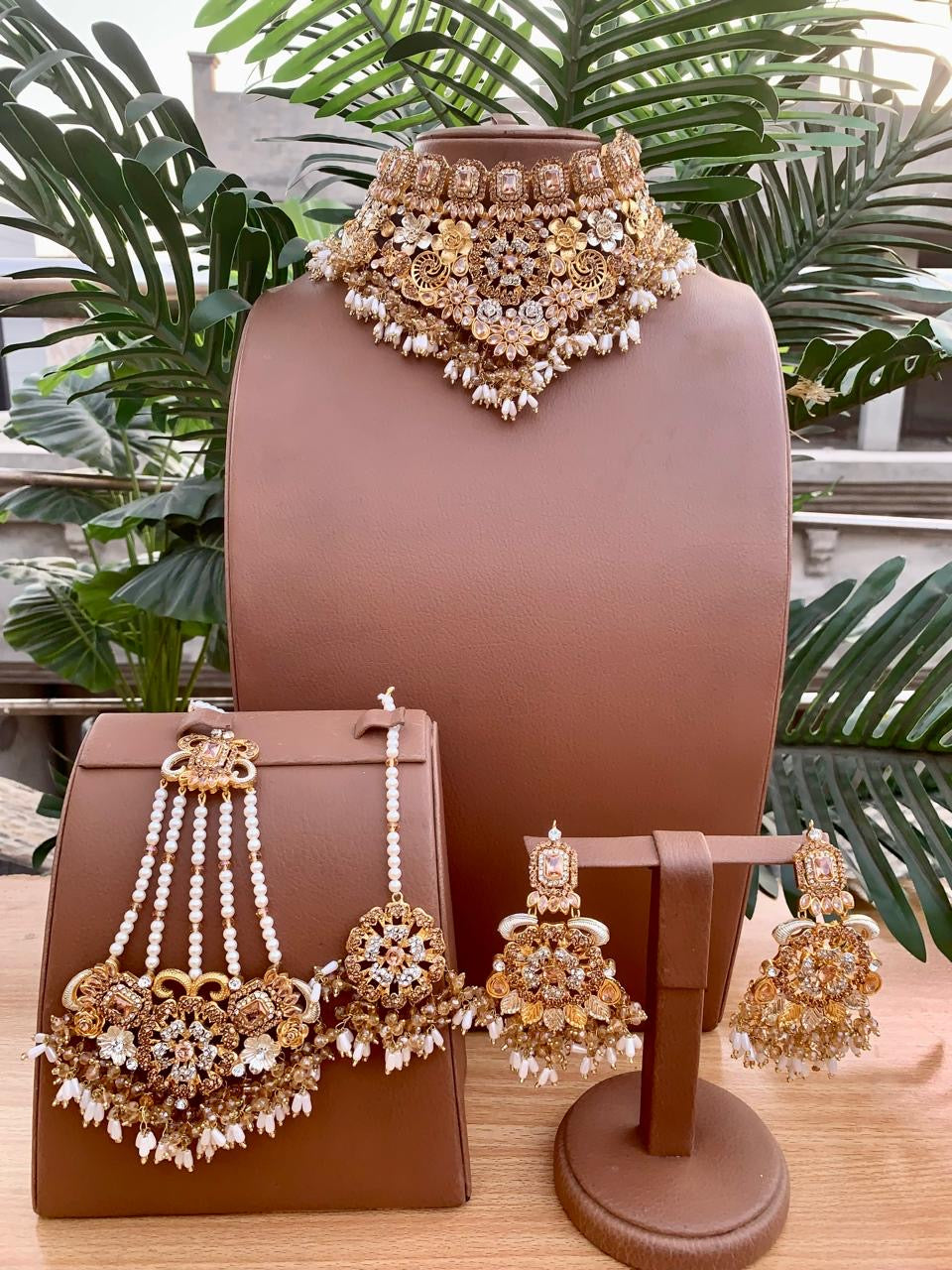 Bridal jewellery sets