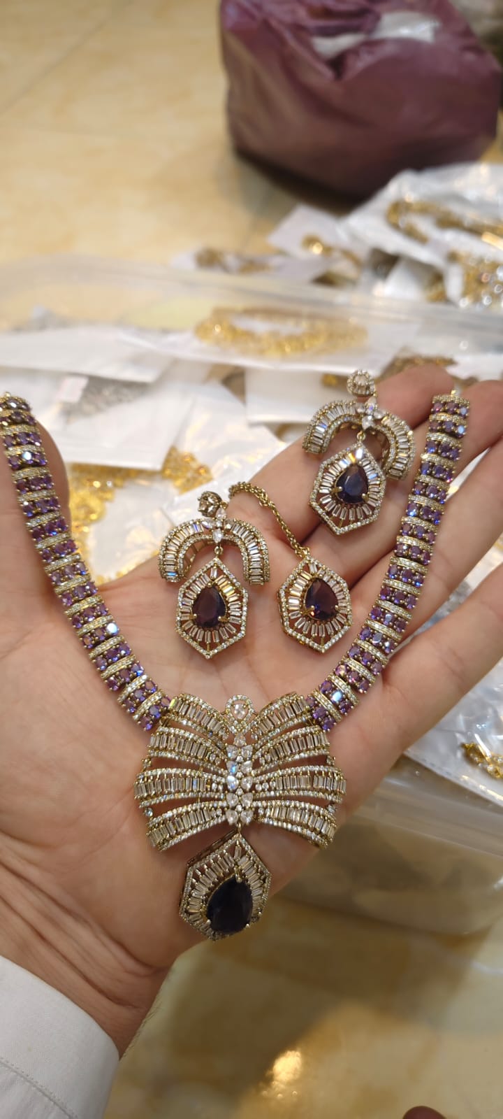 Zircon necklace sets