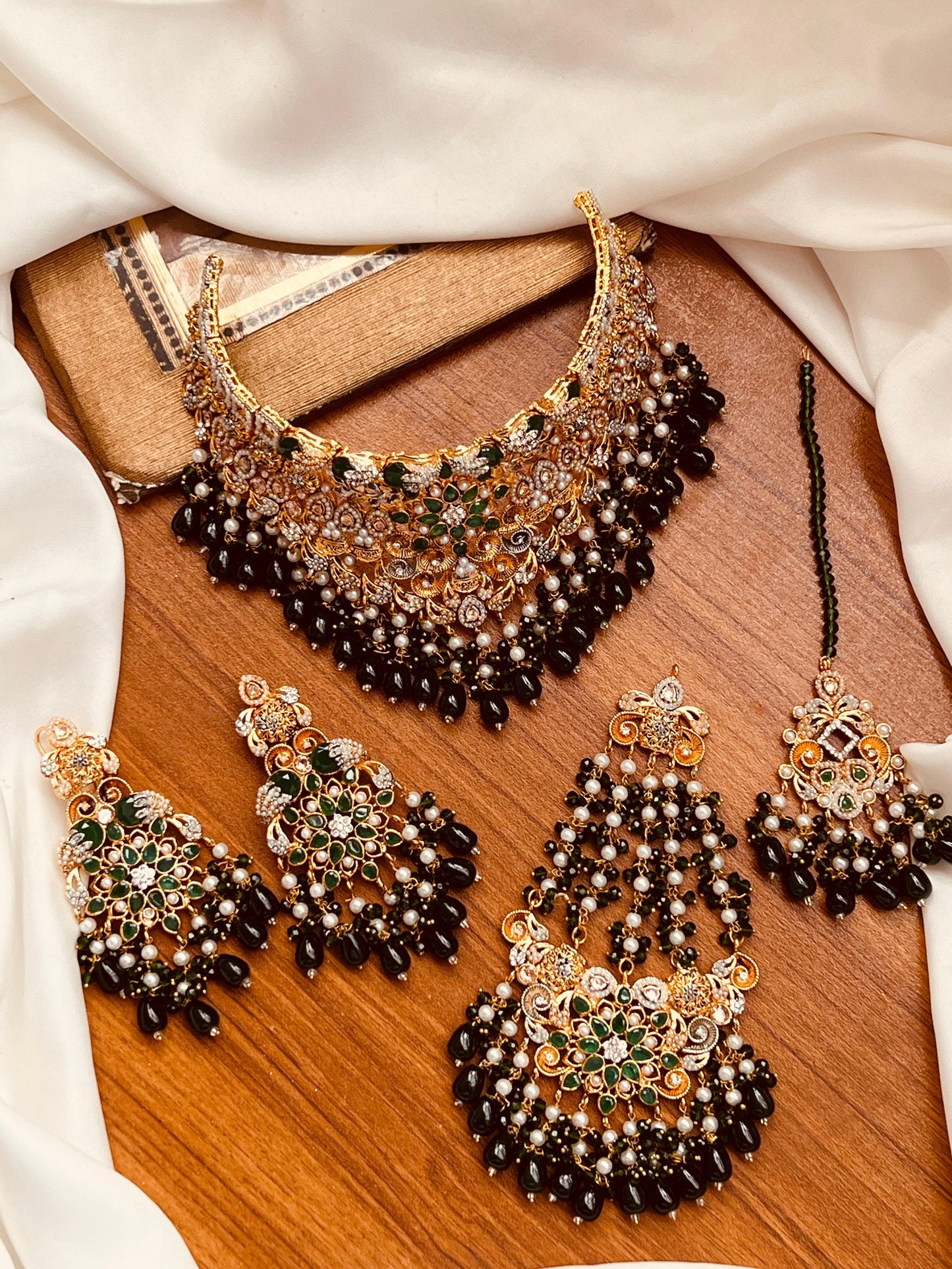 Collar Necklace Sets