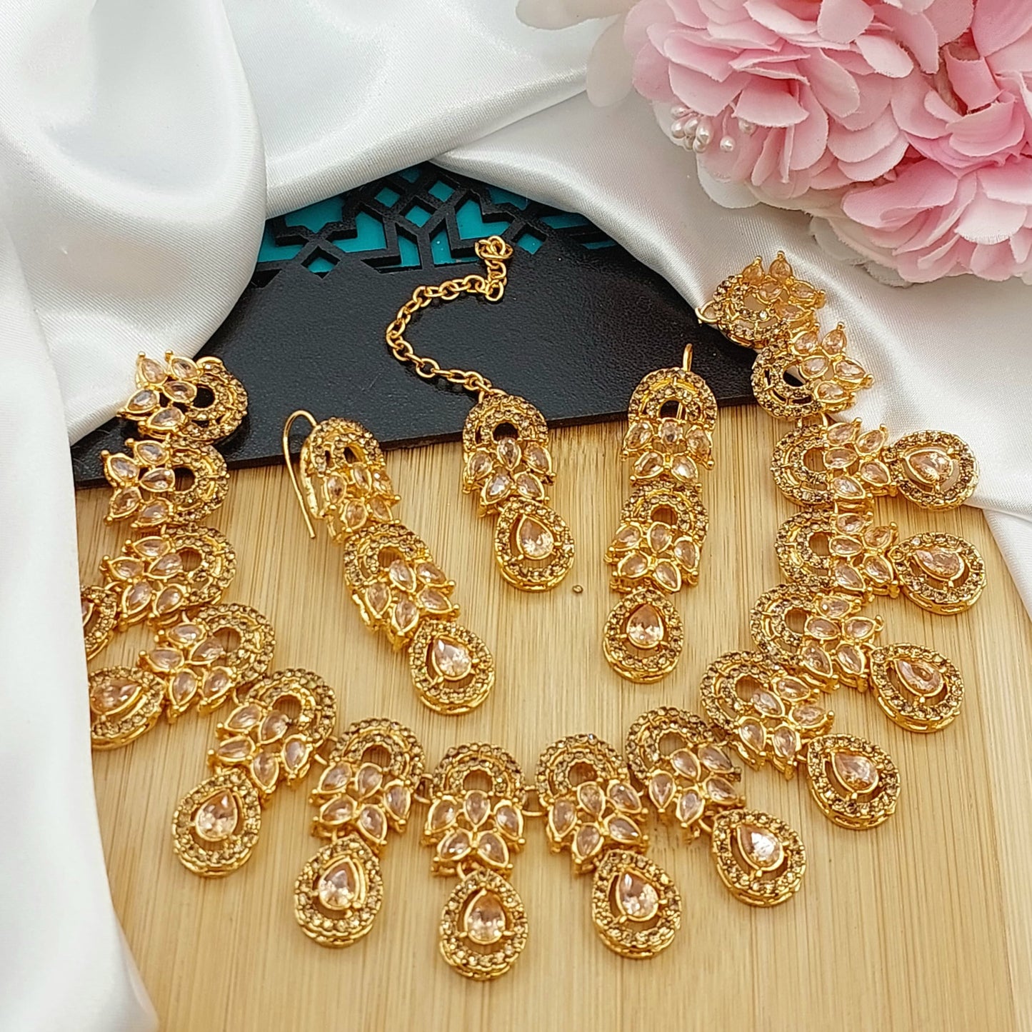 Zircon Necklace Set