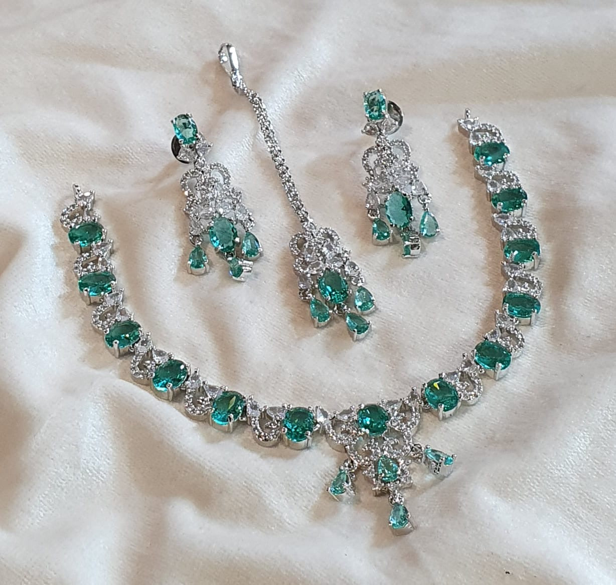 Zircon necklace set