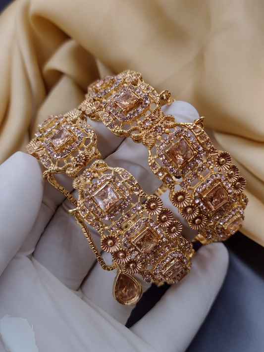 Stylish Design Two piece bangle