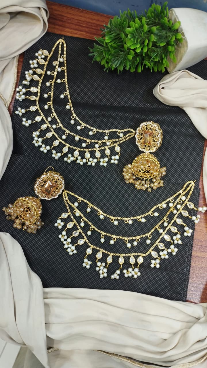 Jhumki with 3 line kundan Kan chain sahare