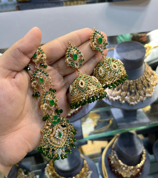 khandani Jhumki Tika