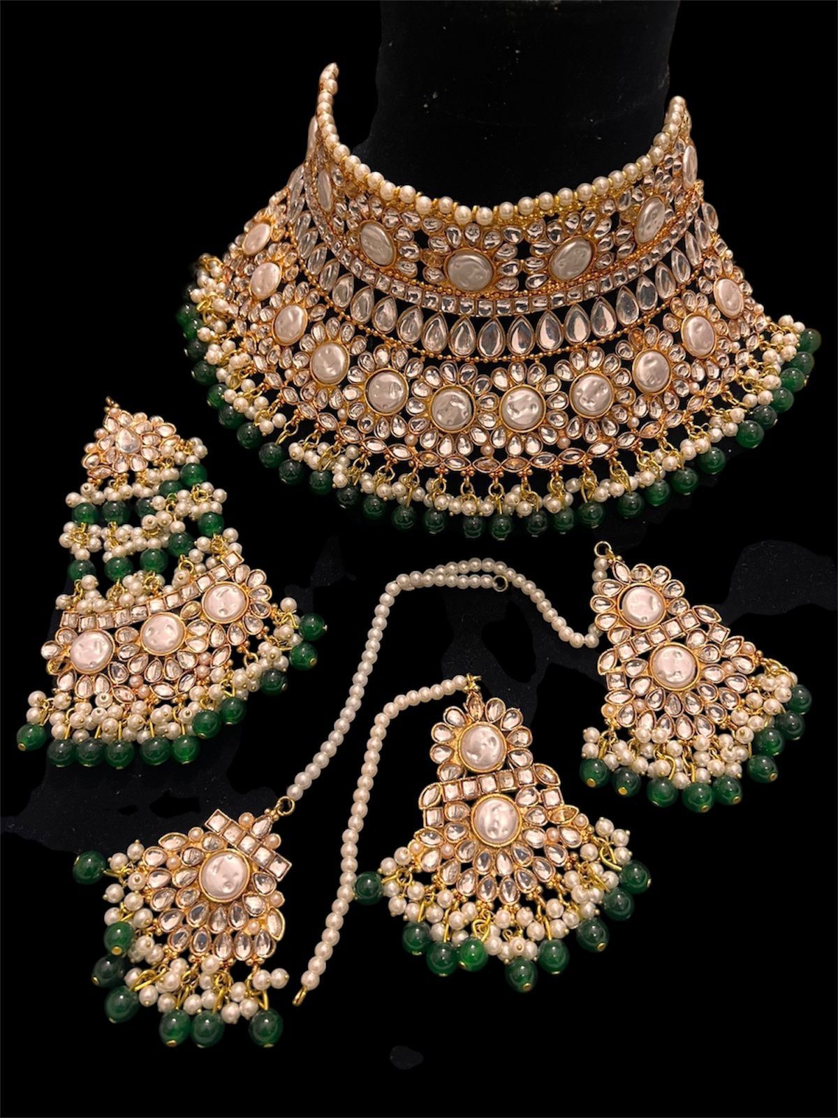 Choker collor sets