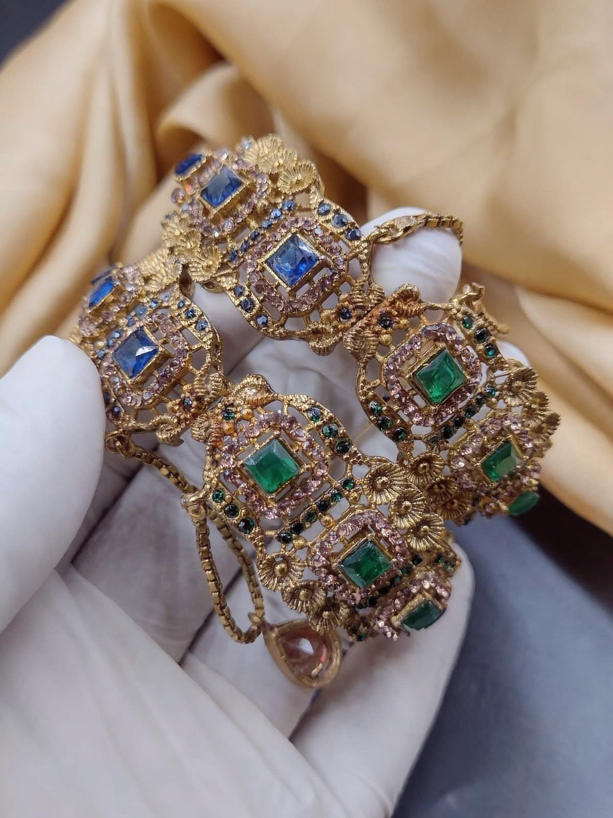 Stylish Design Two piece bangle