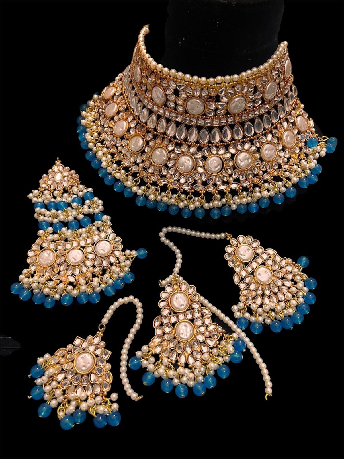 Choker collor sets