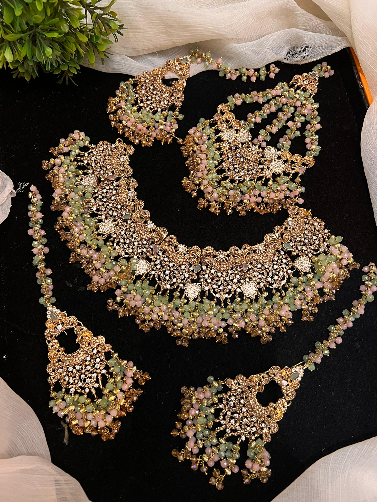 Bridal jewellery set