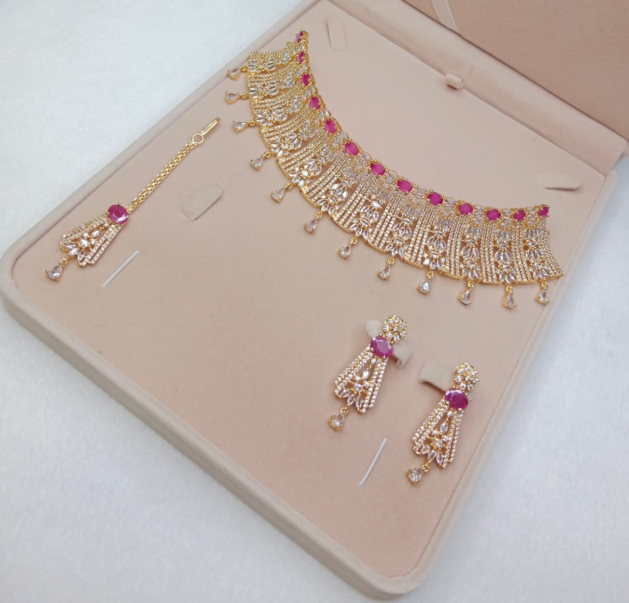 Zircon necklace sets