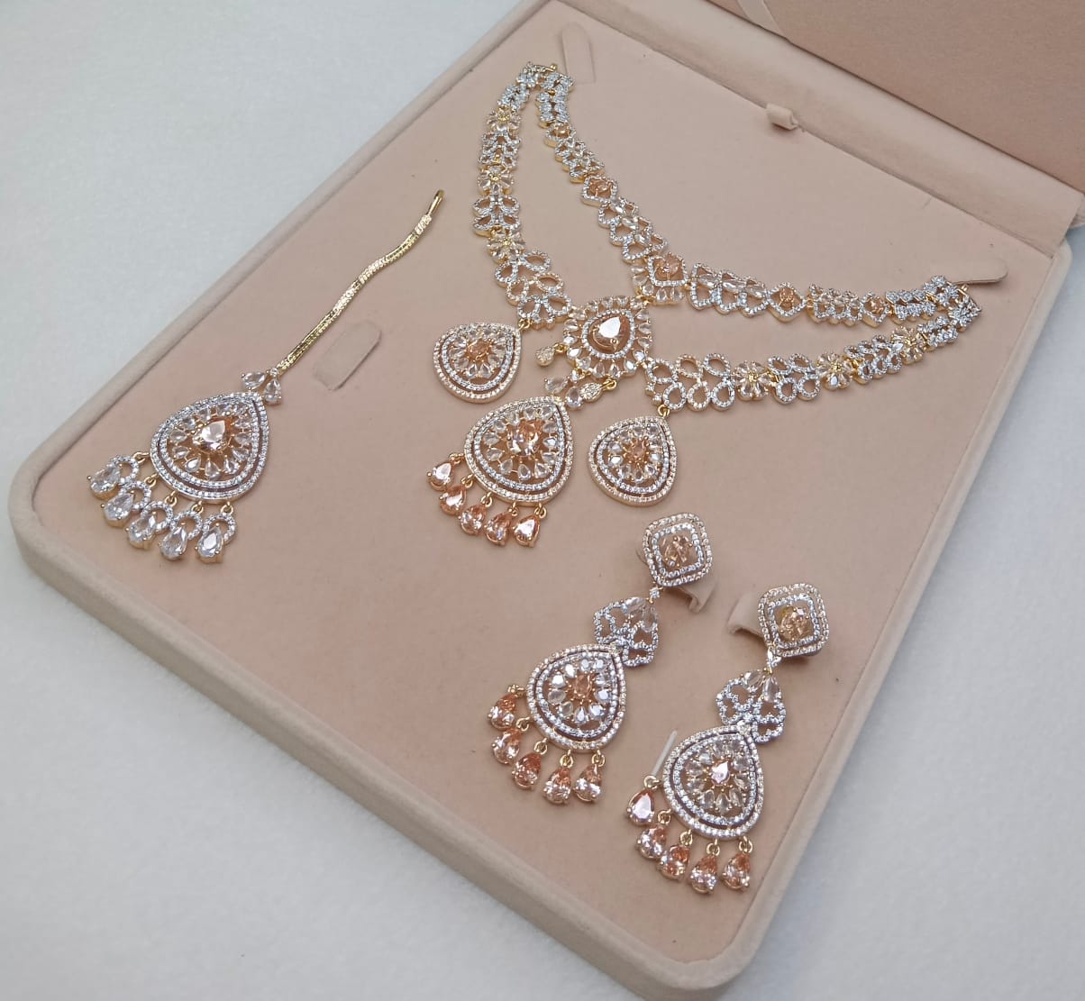 AMERICAN DIAMOND DOUBLE LINE SET WITH EARING TEEKA