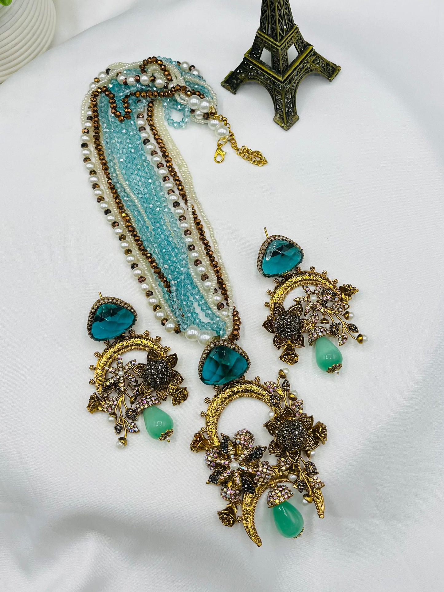 Beautiful Mala set Available in All colours Heavy Mala