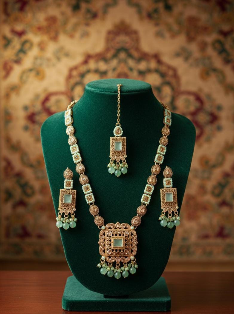 Beautiful Mala set zircon work excellent quality with earings bindi