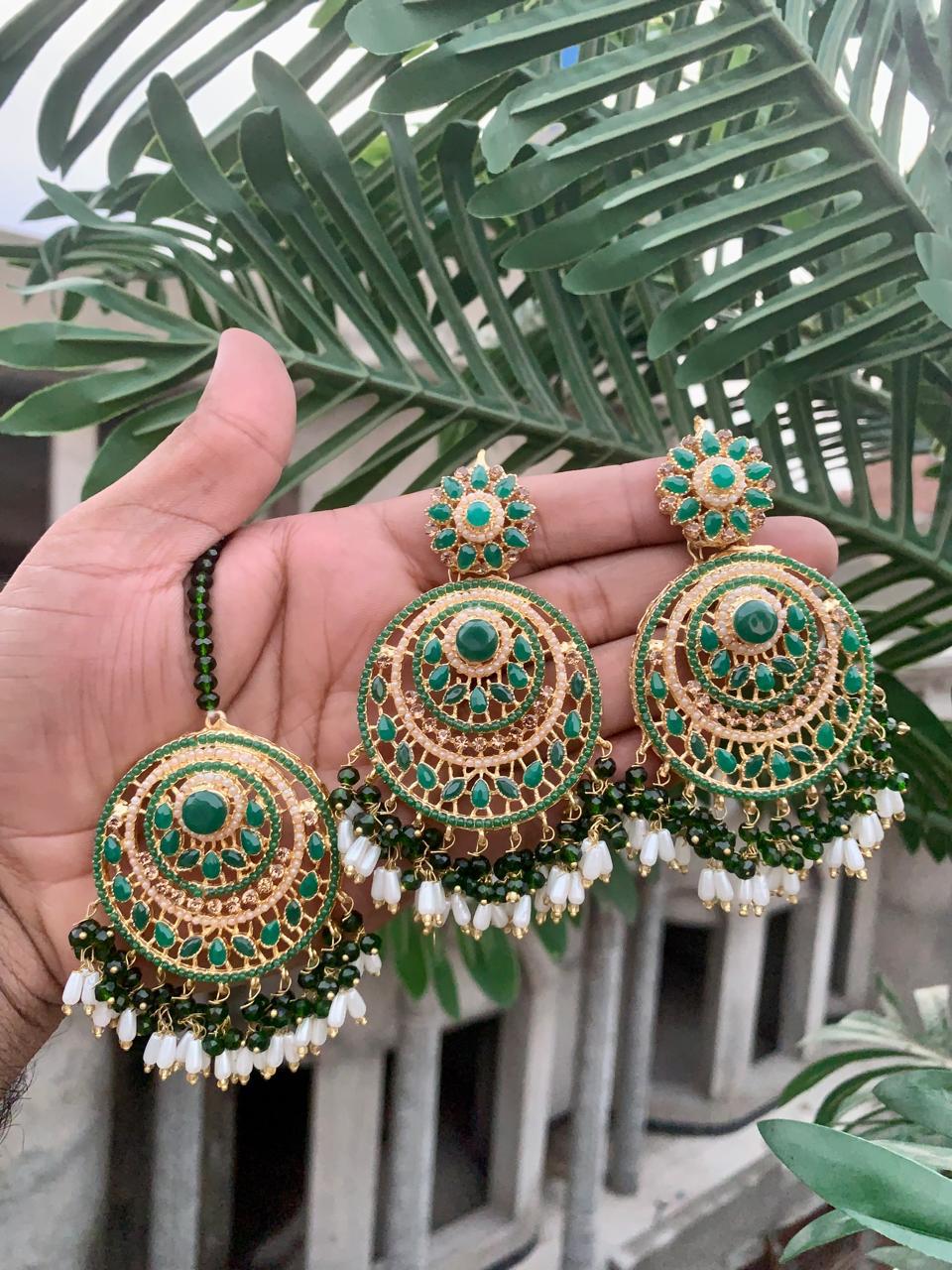 Earrings tikka set