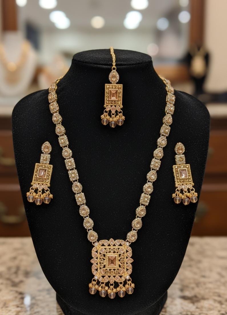 Beautiful Mala set zircon work excellent quality with earings bindi