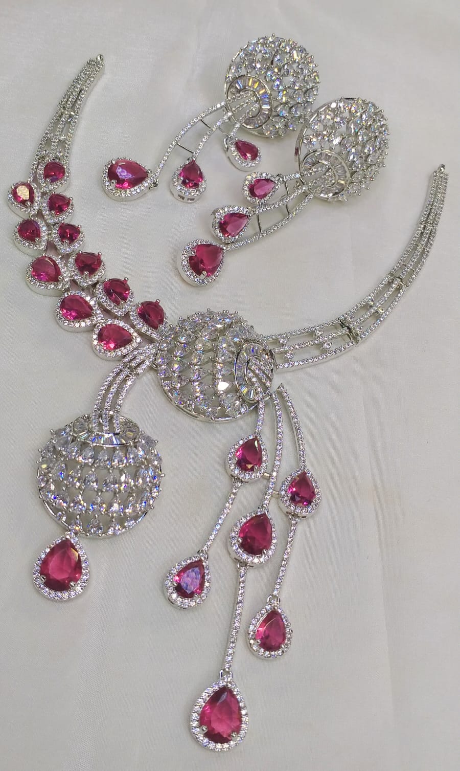 Zircon necklace set