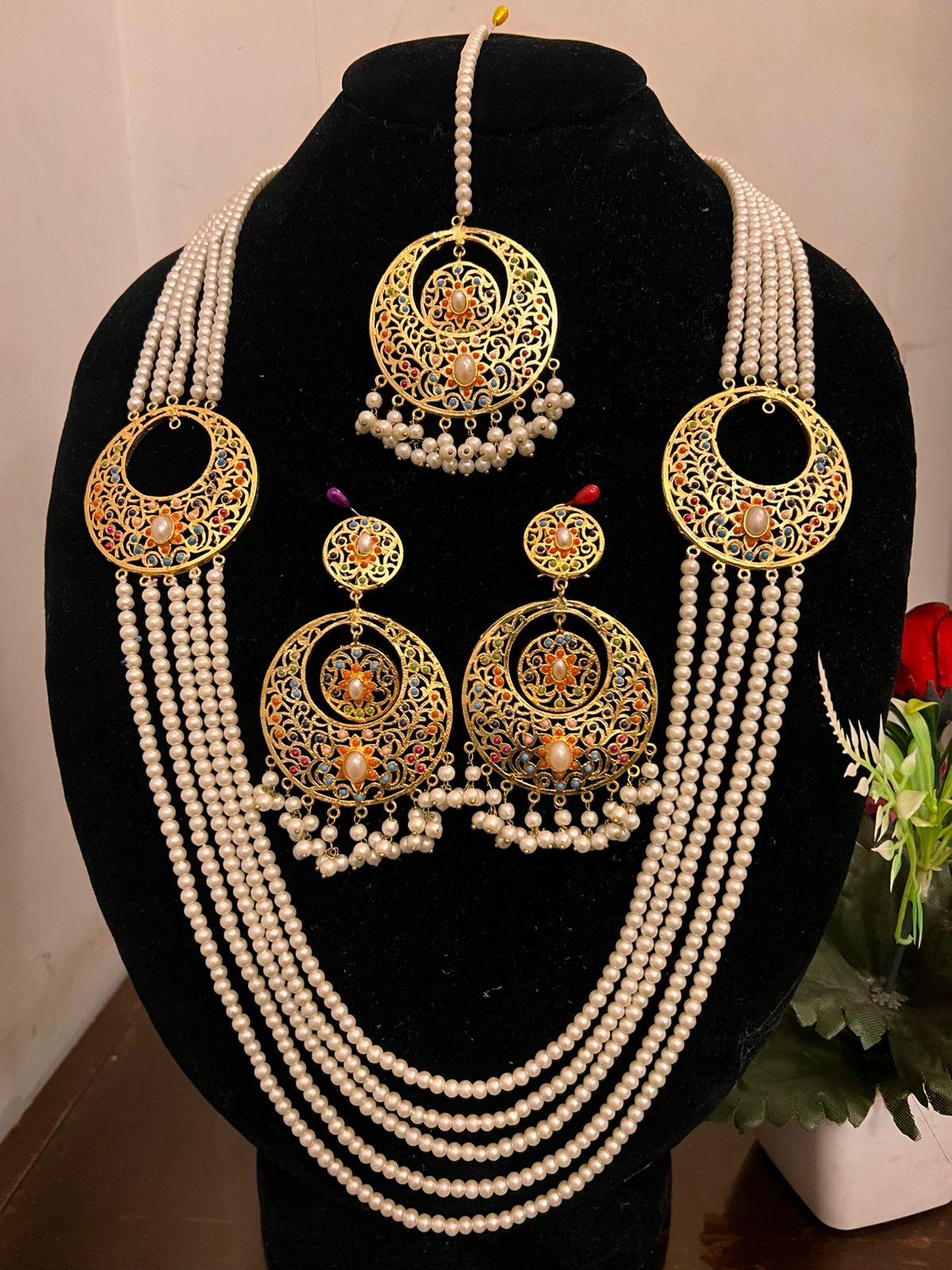 Mala sets