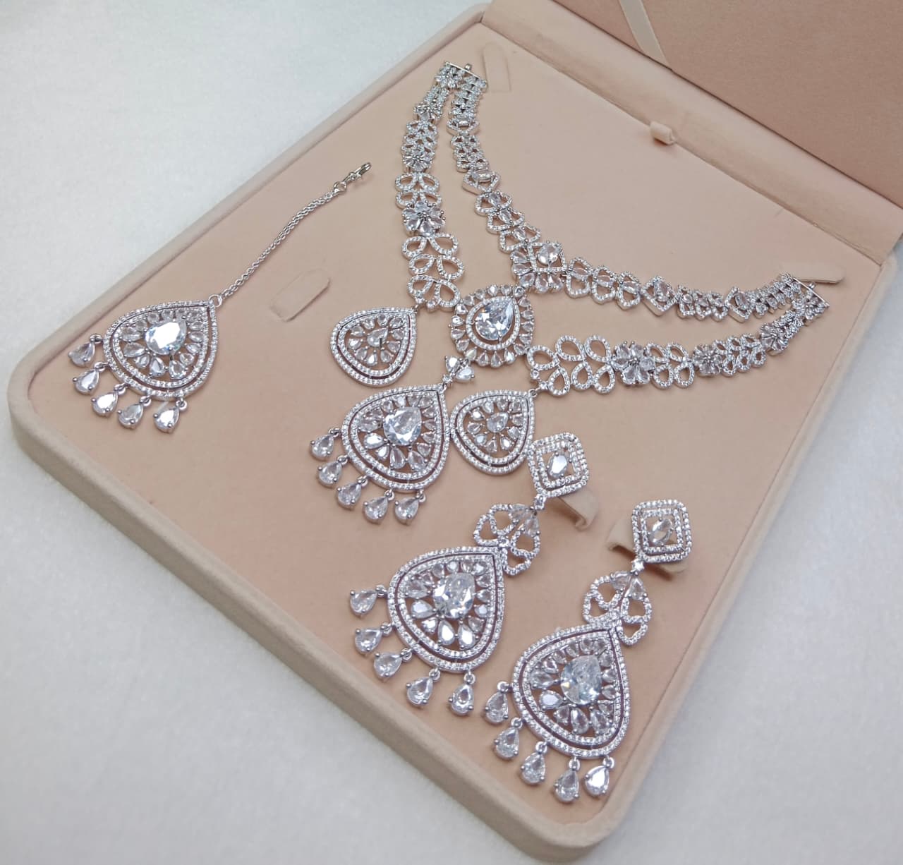 Bridal set