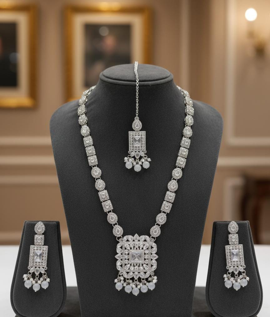 Beautiful Mala set zircon work excellent quality with earings bindi