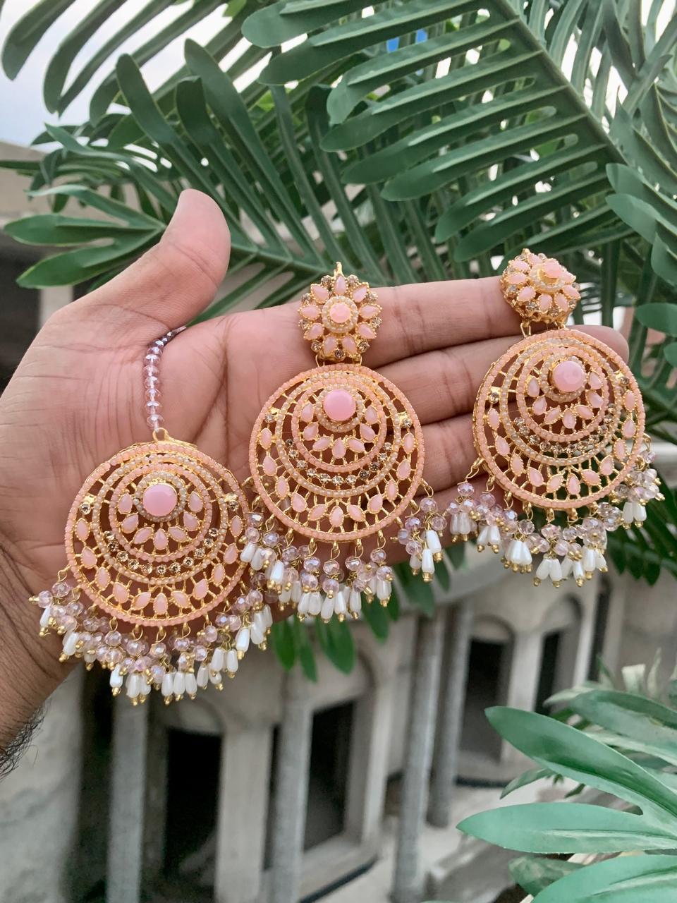 Earrings tikka set
