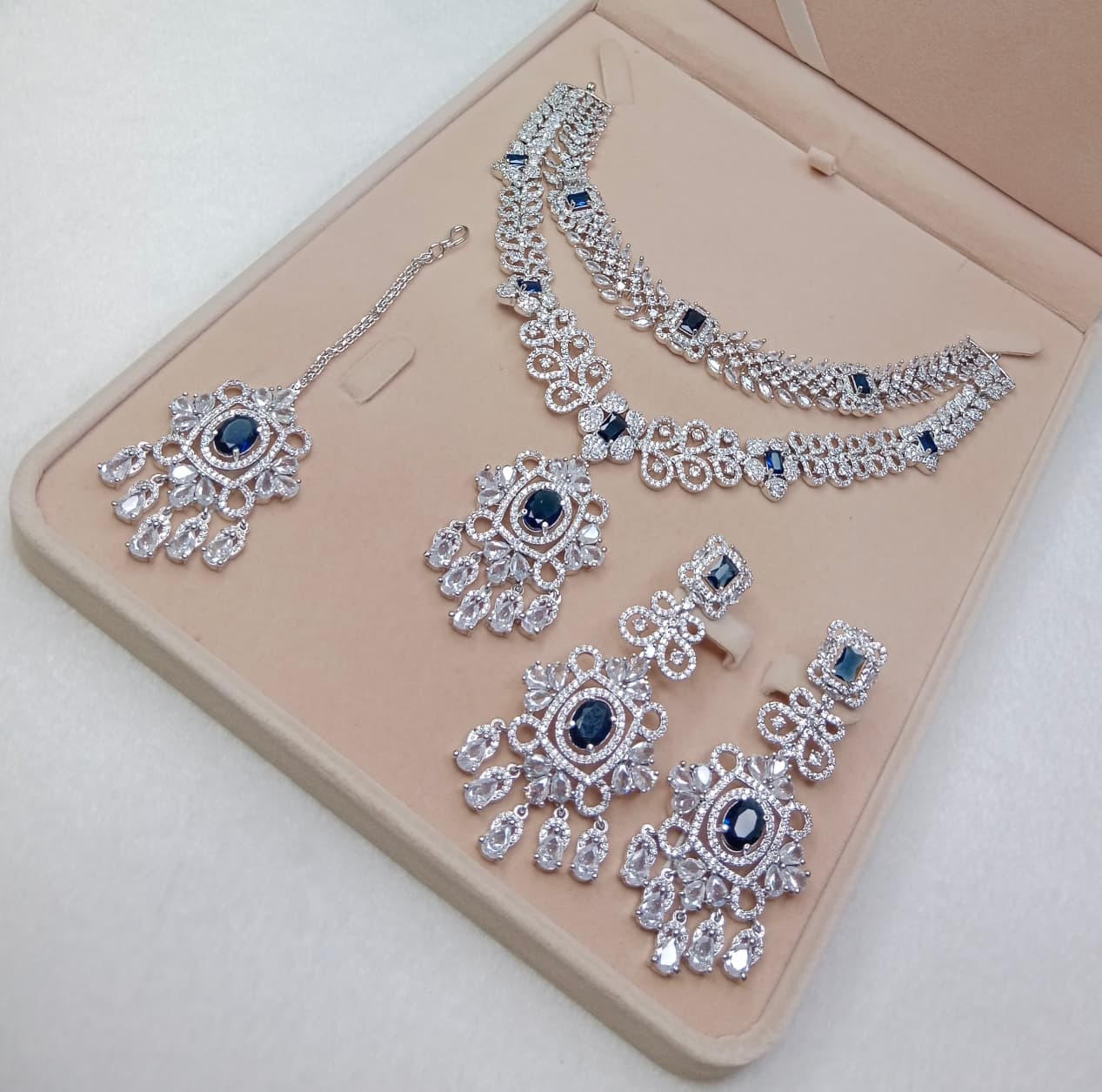 Bridal set