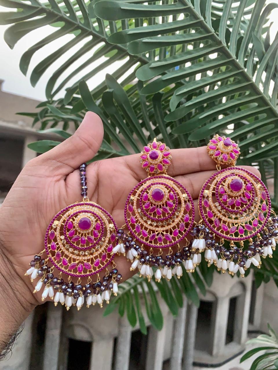 Earrings tikka set