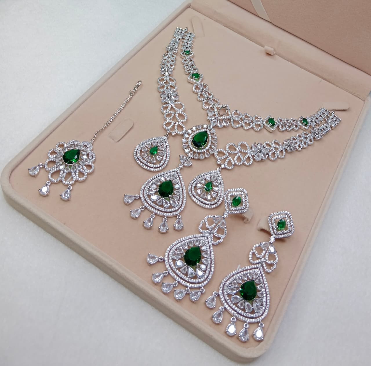 Bridal set
