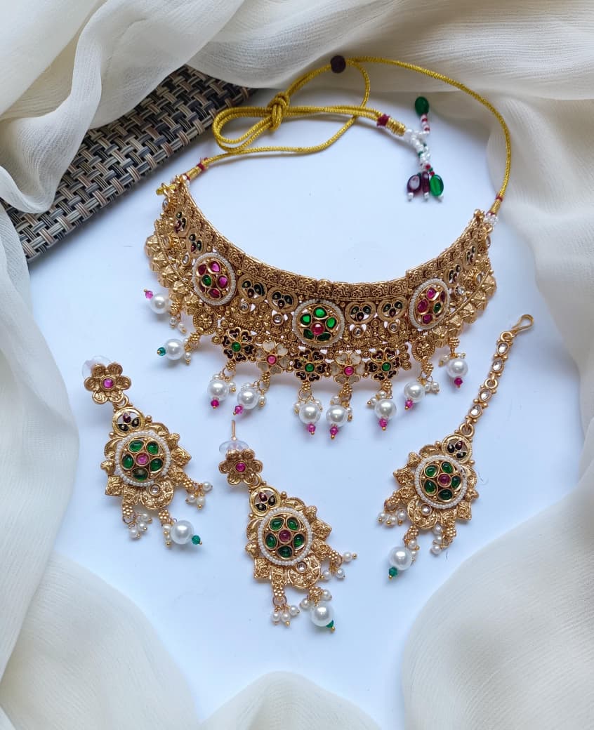 Beautiful Stylish Design Indian Rajwari Koler Set With Teeka