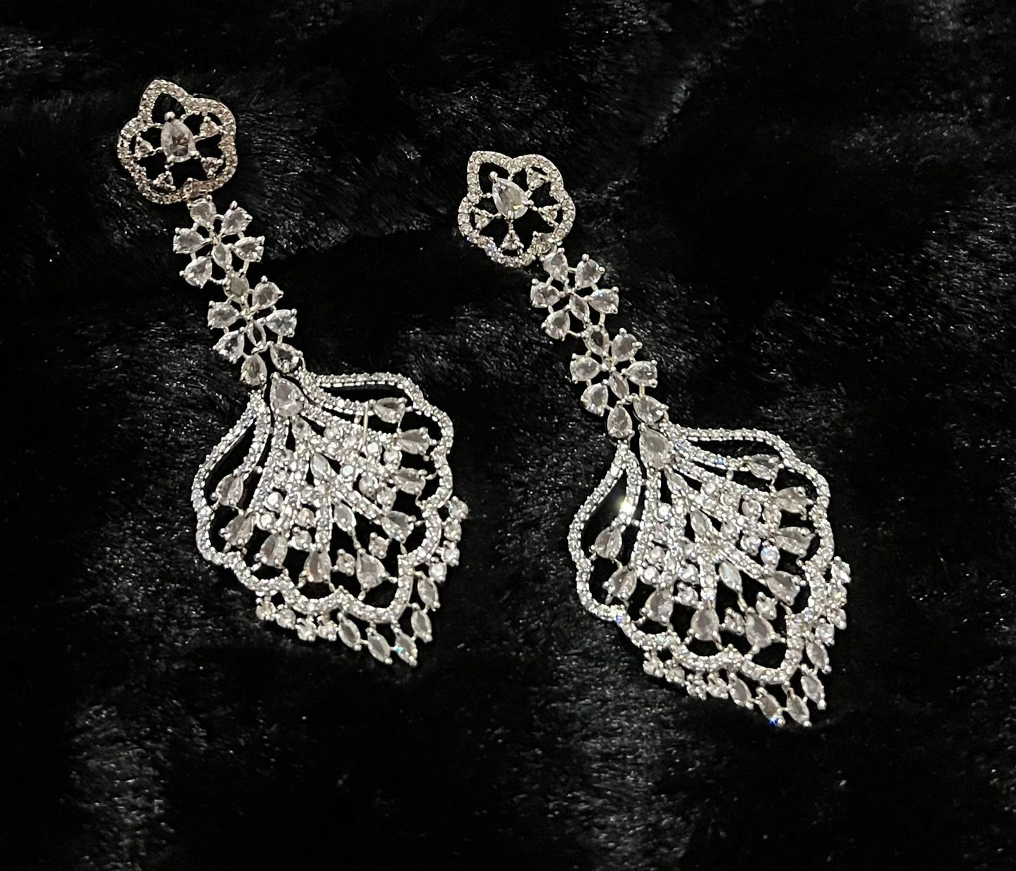 Silver Clear Rhinestone Design Earrings