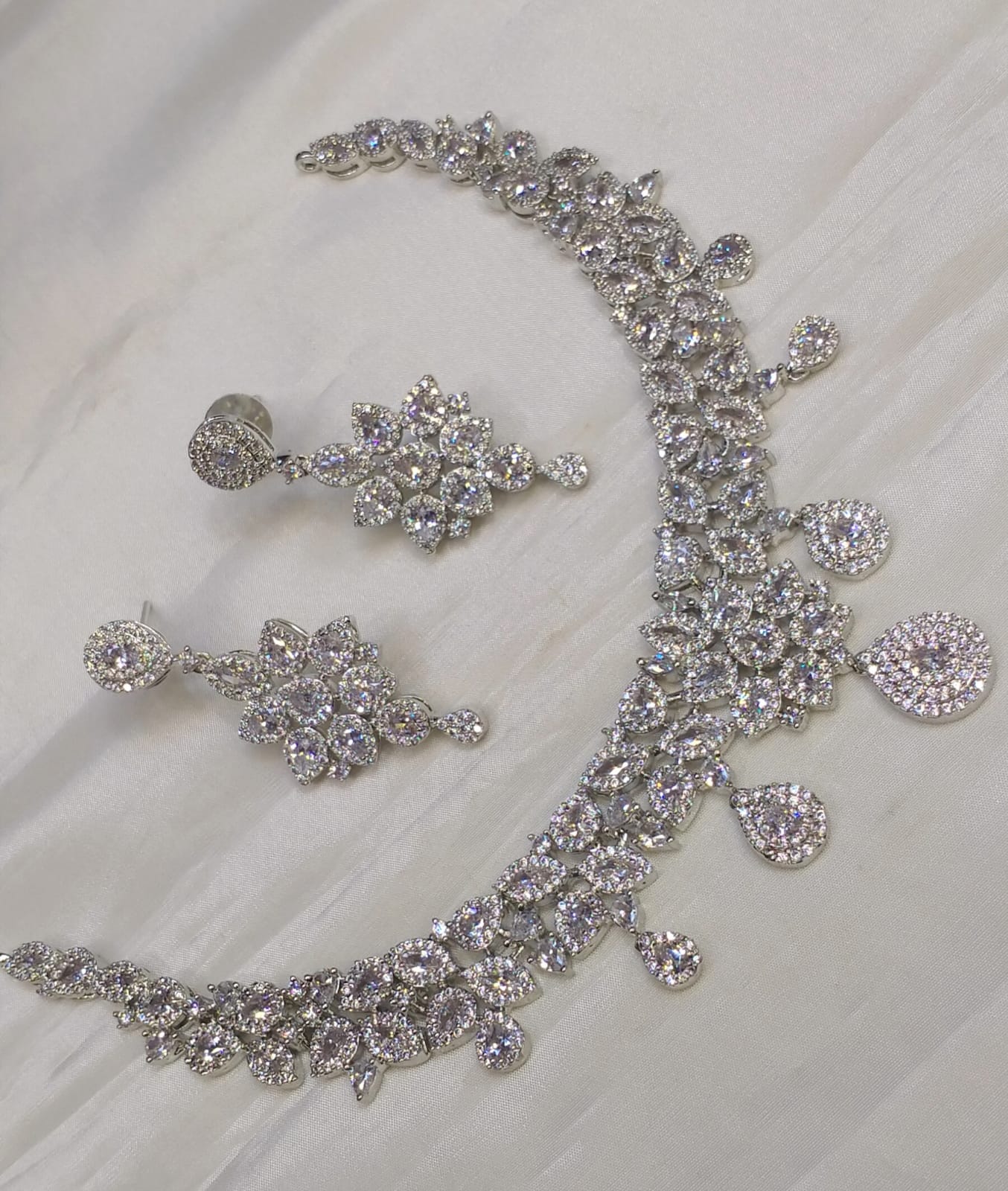 Zircon necklace sets