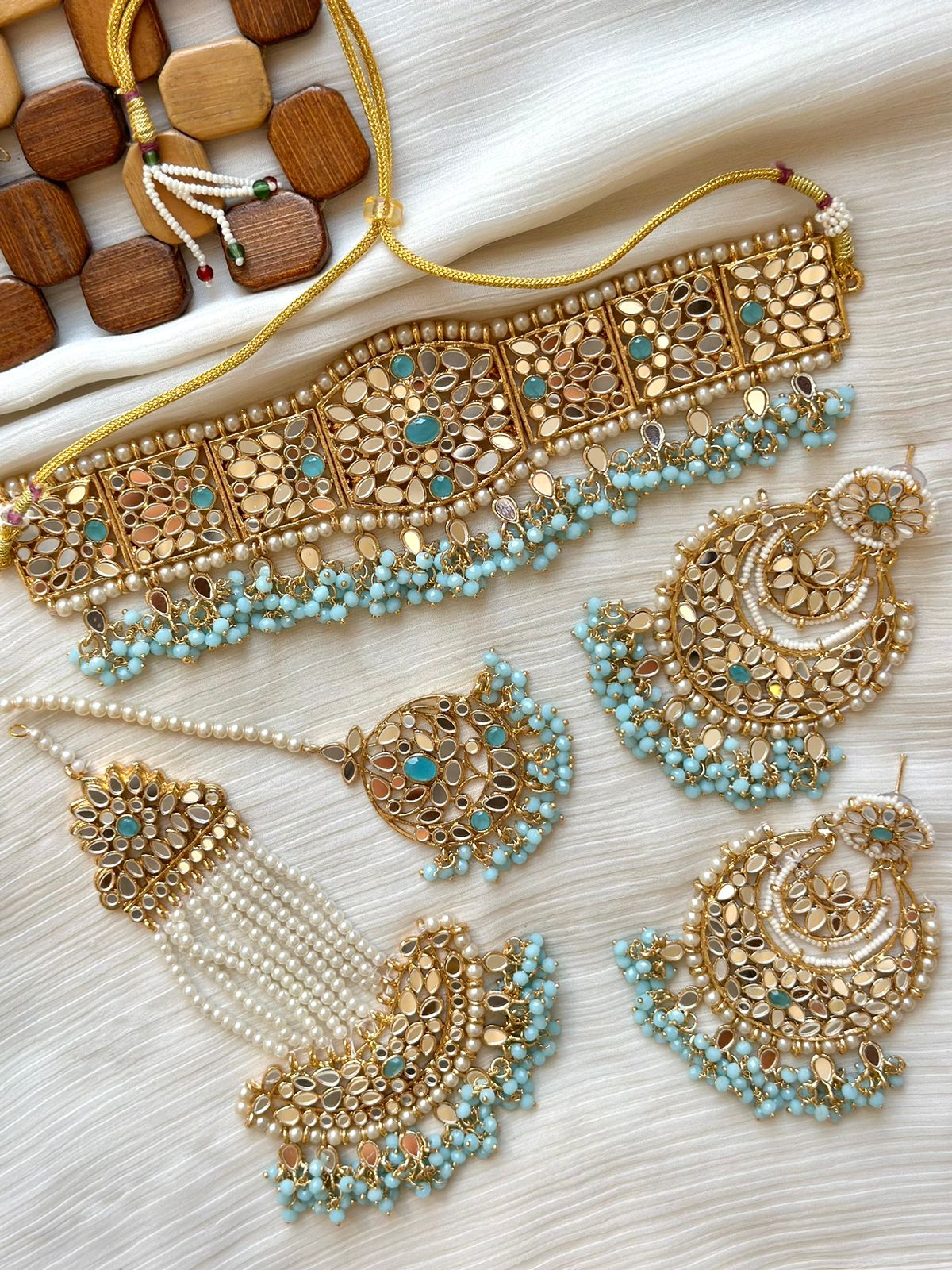 Mirror Kundan Bridal set