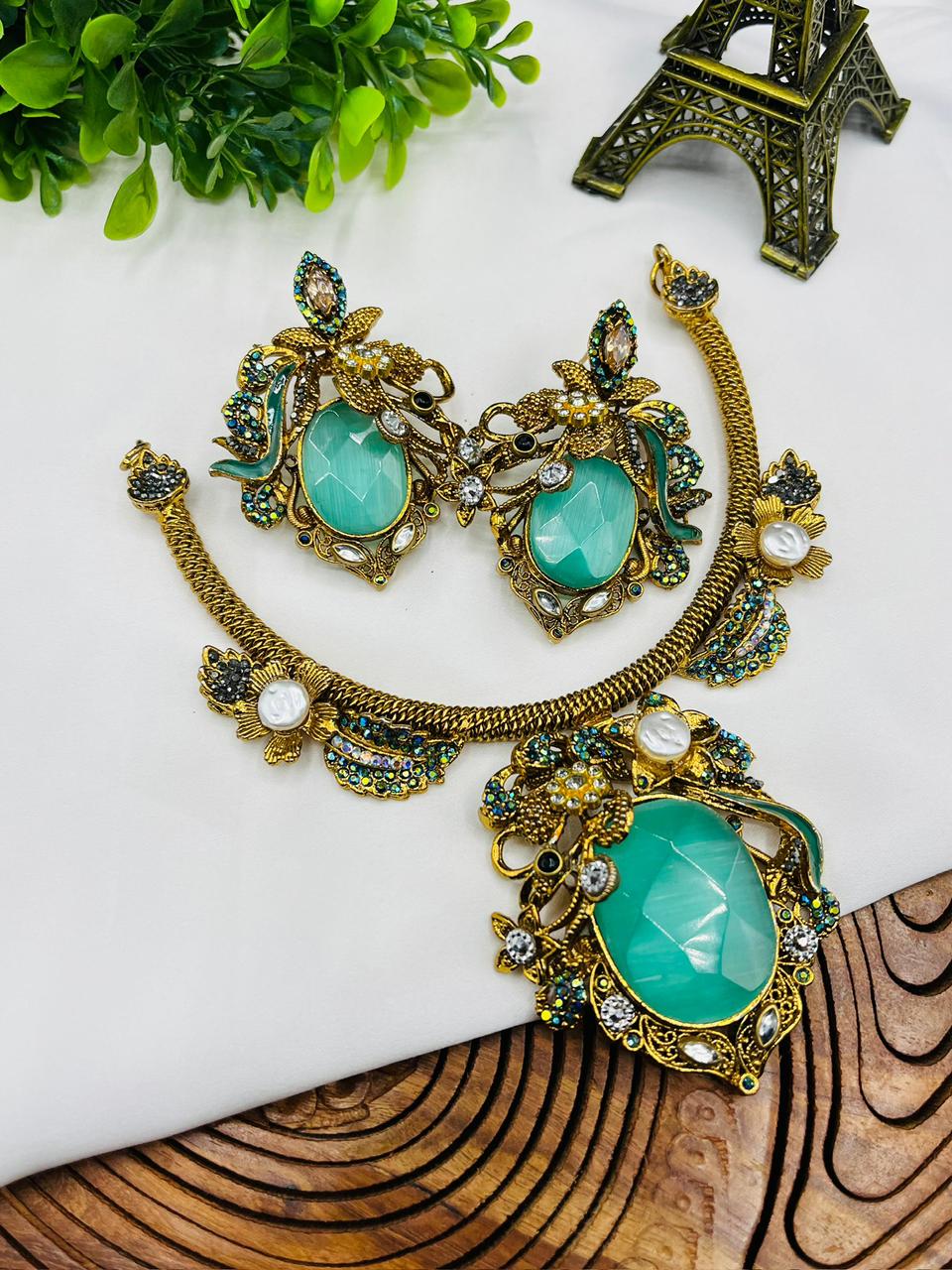 Egyptian Sea Green necklace set