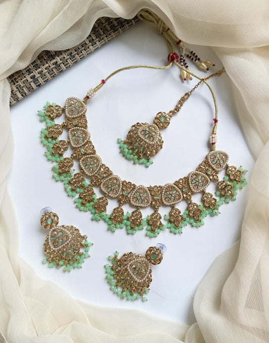 Stylish Necklace Set