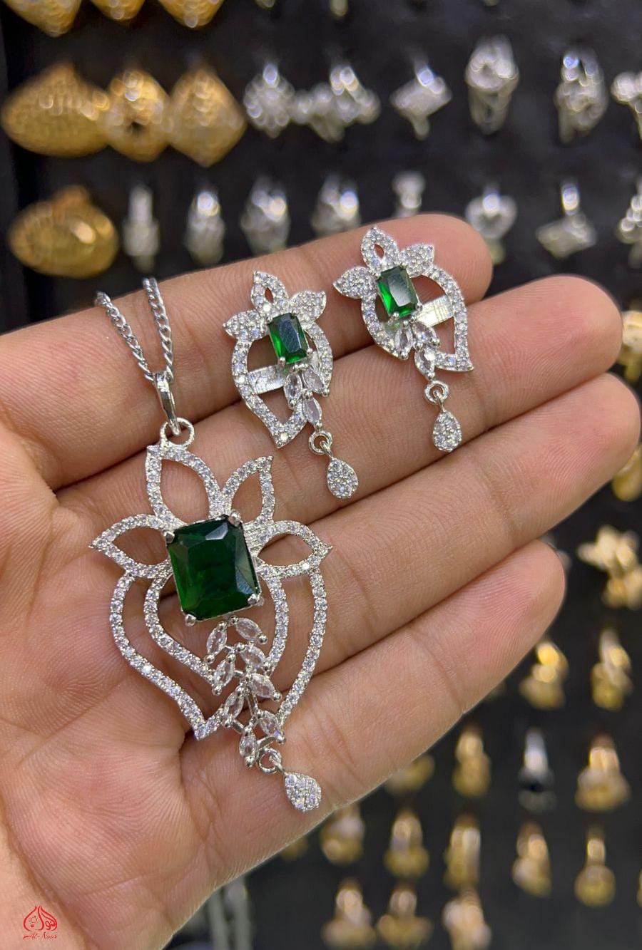 Kit sets A.D Full Zircon Sliver  Steel Polish  locket Set  Best High Quality  4 Colour Available