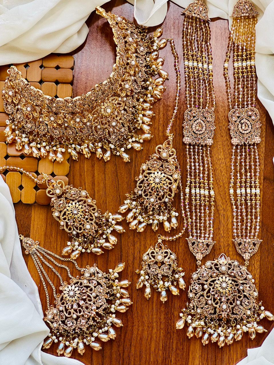 Beautiful Design Bridal Dholna  set