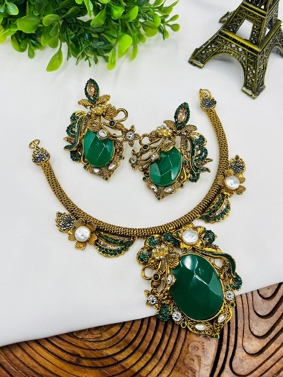 Egyptian Sea Green necklace set