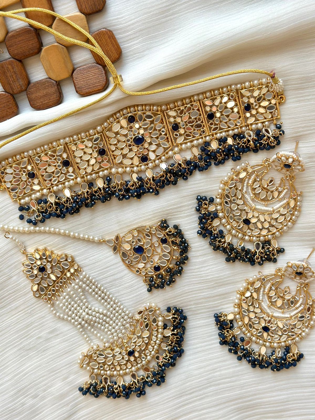Mirror Kundan Bridal set
