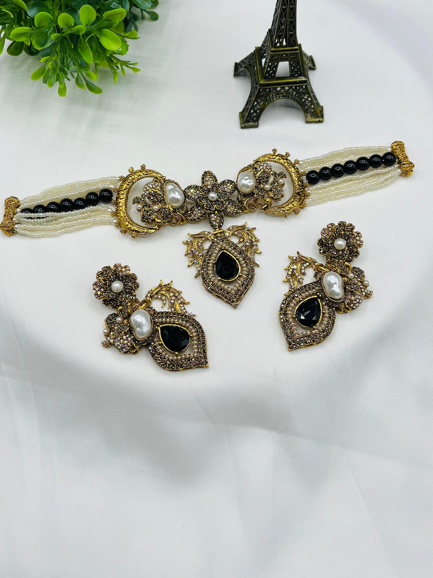 Beautiful Turkish Choker Available in all colours